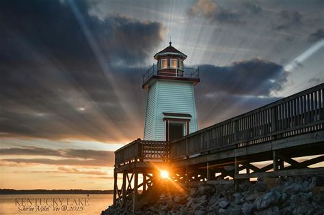 lh65bethlgkxxv|Lighthouse Landing .